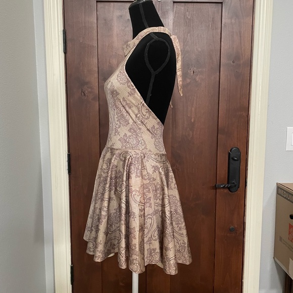 Blackmilk Chateau Party Dress size M - Picture 4 of 9